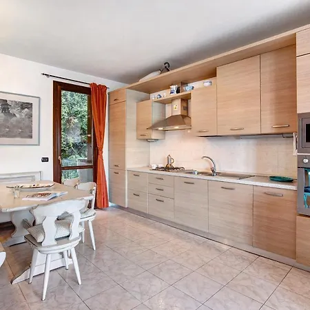 Ampia Vista Sul Di * Bellano